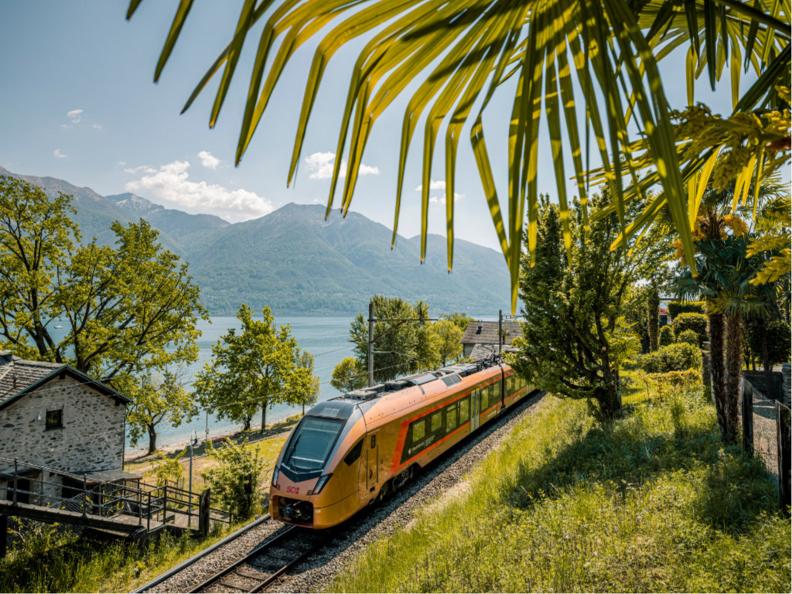 Image 0 - Treno Gottardo - Südostbahn 
