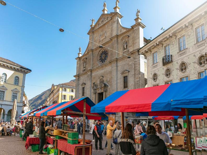 Image 0 - Der Markt von Bellinzona 