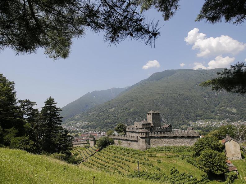 Image 17 - The Fortress of Bellinzona and its castles