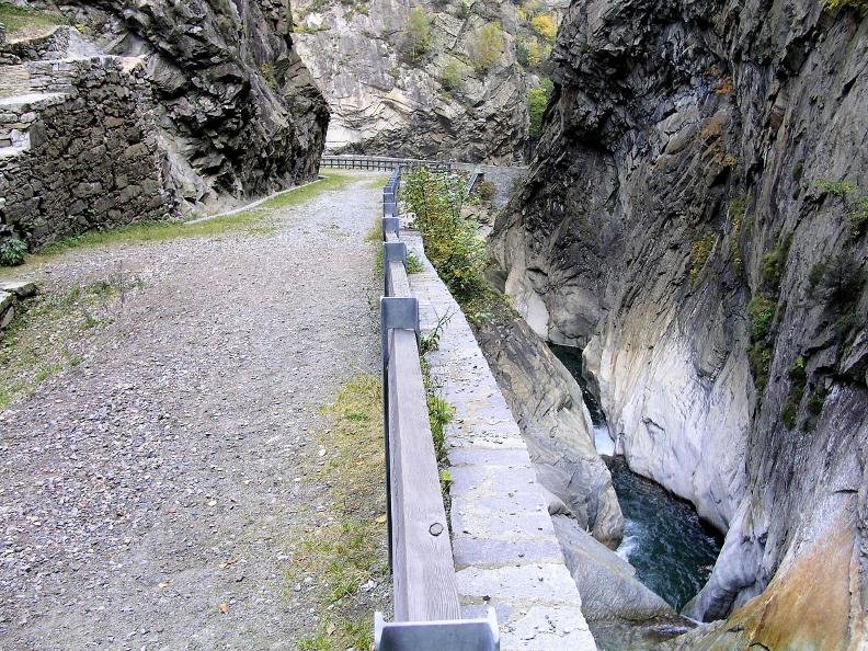 Image 4 - Le Sentier Gottardo: Dazio Grande - Faido