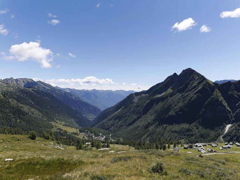 Image 3 - Bosco Gurin and the three alpine lakes