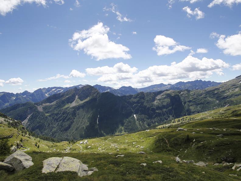 Image 6 - Bosco Gurin et les trois lacs alpins