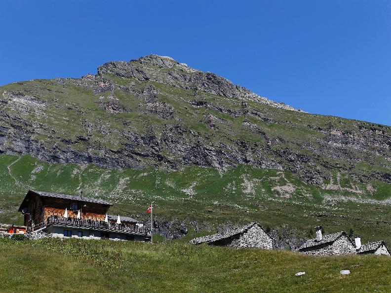 Image 0 - Bosco Gurin und die drei Alpenseen