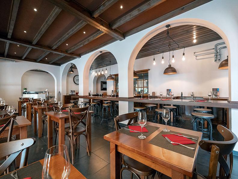 Ristorante Pizzeria "al Piazza" ticino.ch