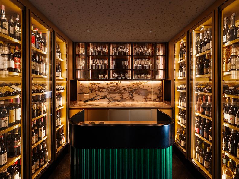 Image 1 - Restaurant Meta