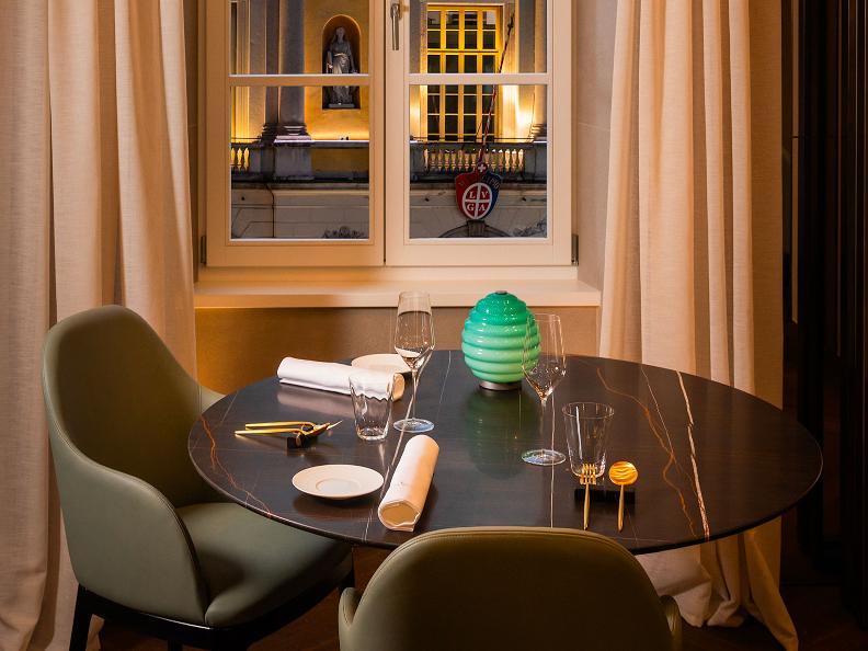 Image 2 - Restaurant Meta